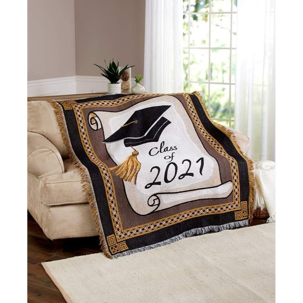 Retro Class of 2021 Graduation Throw Blanket 50"x60"  NEW